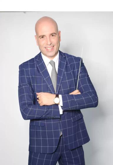 גיל שוחט מארח את רוני דלומי | הזמנת כרטיסים